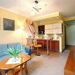 W By Onholidaypl, Kolobrzeg, Ul Kosciuszki 16 *