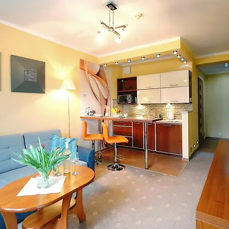 W By Onholidaypl, Kolobrzeg, Ul Kosciuszki 16 *