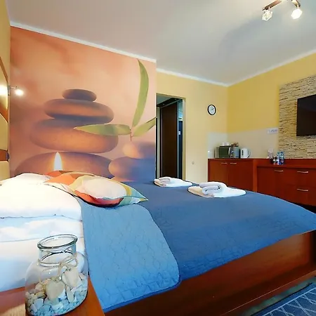 W By Onholidaypl, Kolobrzeg, Ul Kosciuszki 16 *